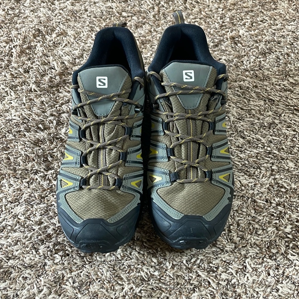Salomon x Ultra Pioneer size 11.5 Men’s